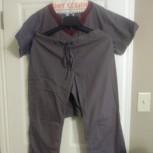Size L butter soft scrubs